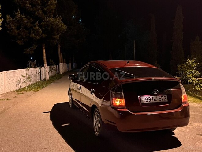 Toyota Prius-16