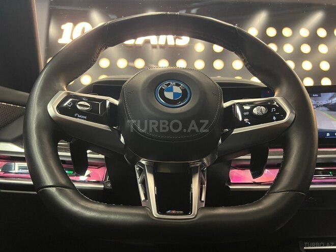 BMW  2023, 38,560 km - 3.0 l - Bakı