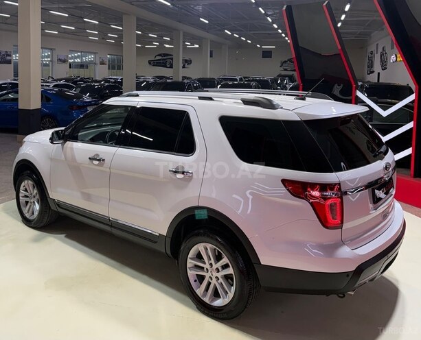 Ford Explorer-9