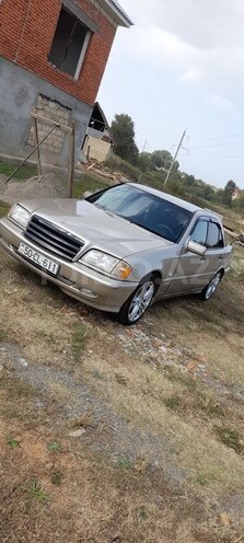 Mercedes C 240-9