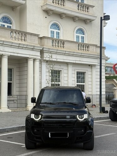 Land Rover Defender-1