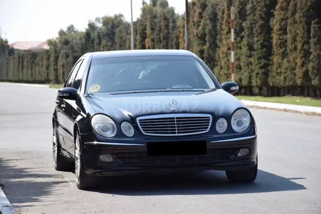 Mercedes E 220-4