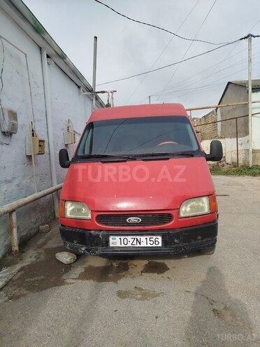 Ford Transit-1
