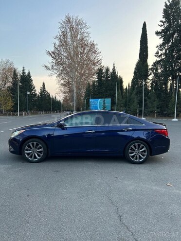 Hyundai Sonata-5