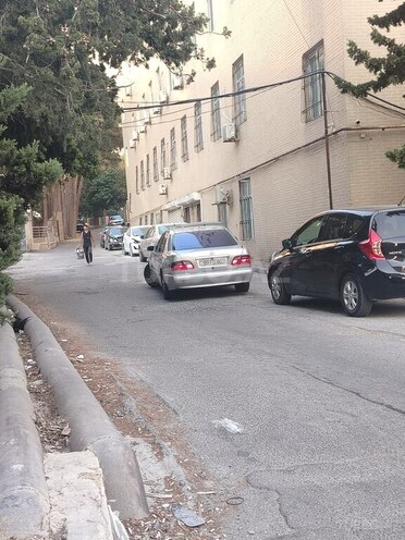 Mercedes E 220-3