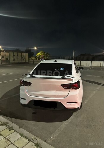 Chevrolet Onix-5