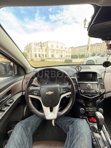 Chevrolet Cruze-8