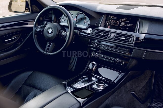 BMW 528-10