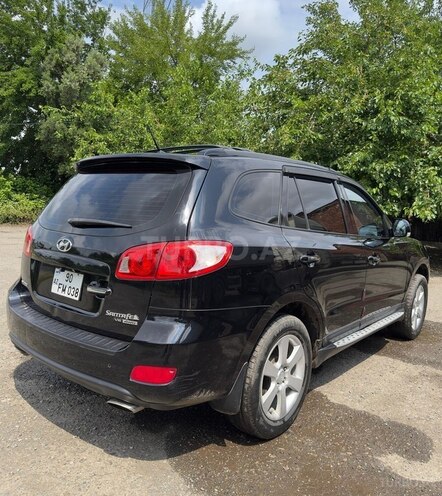 Hyundai Santa Fe-6
