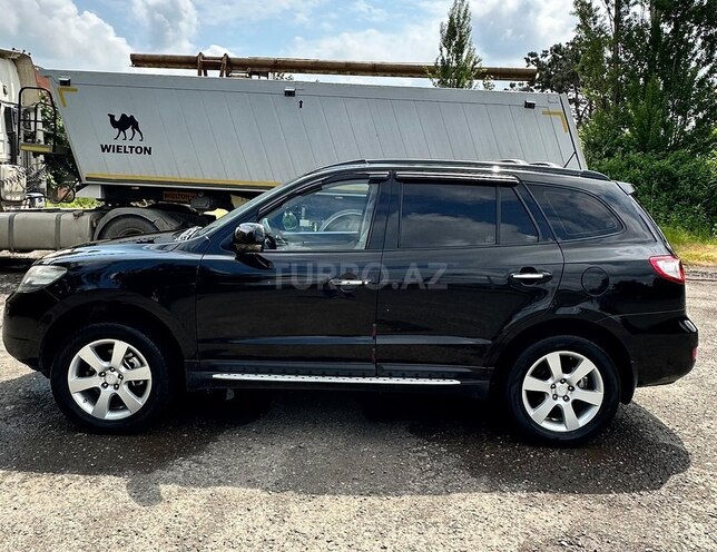 Hyundai Santa Fe-4