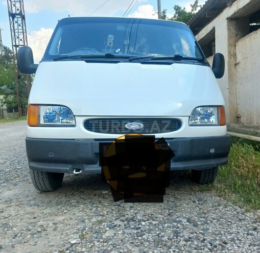Ford Transit-1