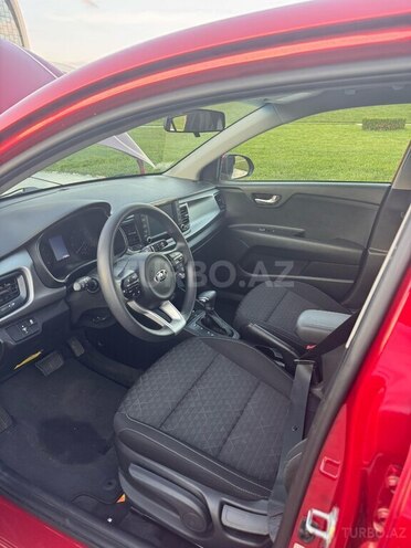 Kia Rio-9