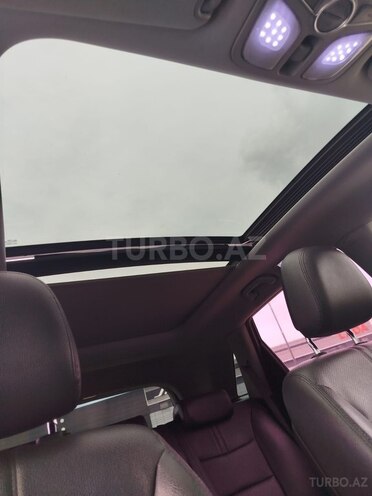 Kia Sorento-12