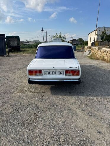 LADA (VAZ) 2107-5