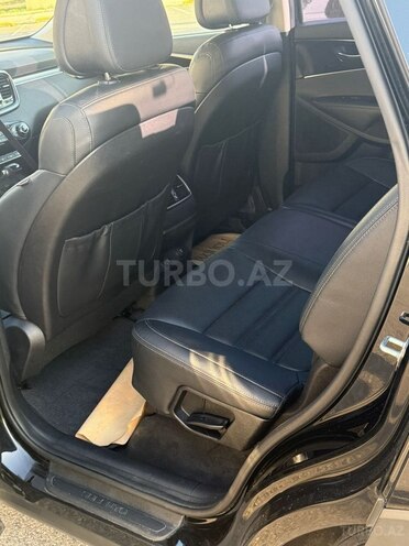 Kia Sorento-10