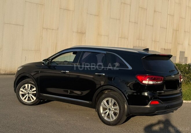Kia Sorento-8