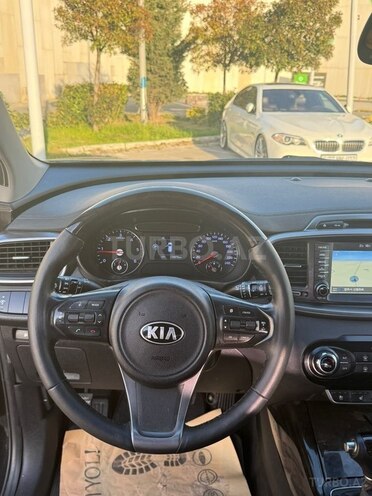 Kia Sorento-15
