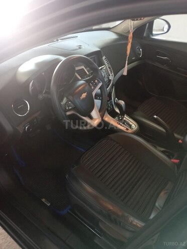 Chevrolet Cruze-5