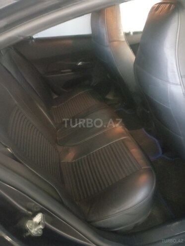 Chevrolet Cruze-8
