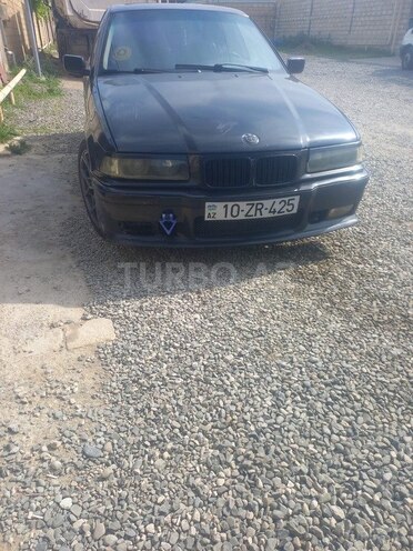 BMW 318-1