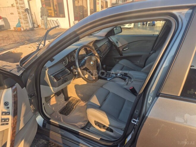 BMW 530-5