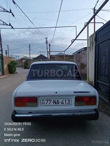 LADA (VAZ) 2107-2