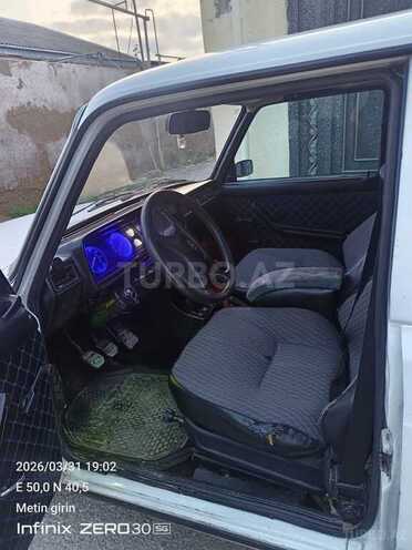 LADA (VAZ) 2107-4
