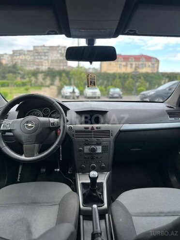 Opel Astra-10