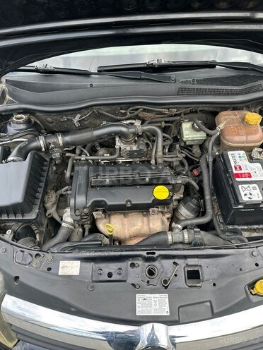 Opel Astra-11