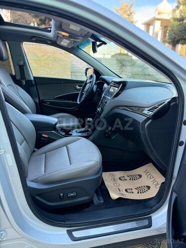 Hyundai Santa Fe-3