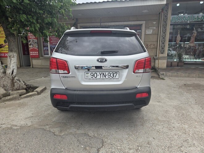 Kia Sorento-7
