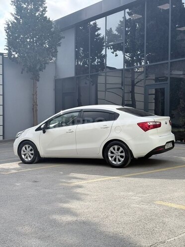 Kia Rio-6