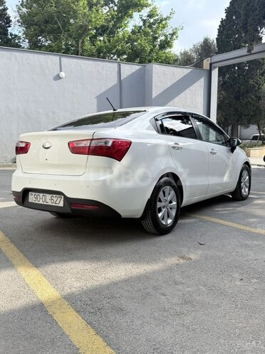 Kia Rio-4