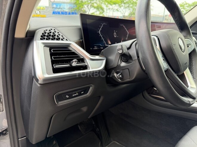BMW X7-25
