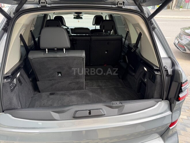 BMW X7-19