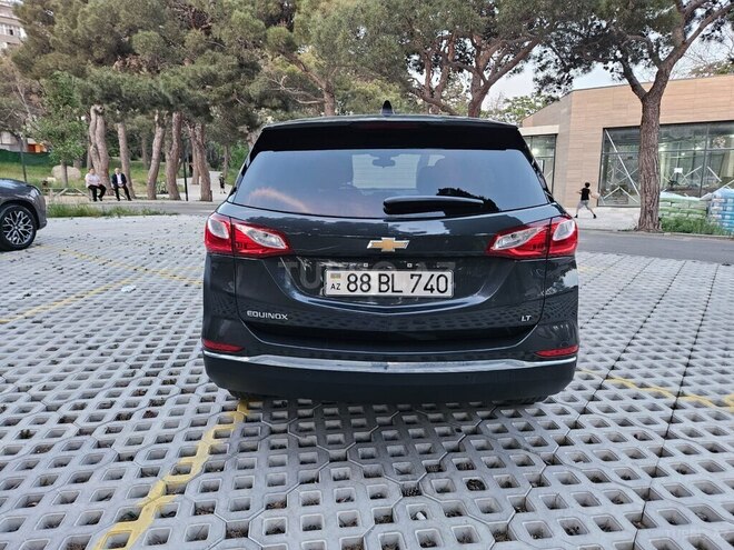 Chevrolet Equinox-8