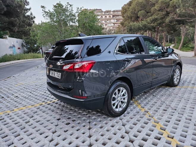 Chevrolet Equinox-7