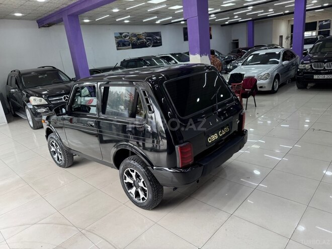 LADA (VAZ) Niva-9