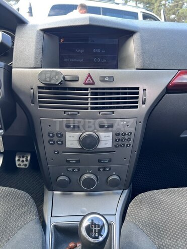Opel Astra-7