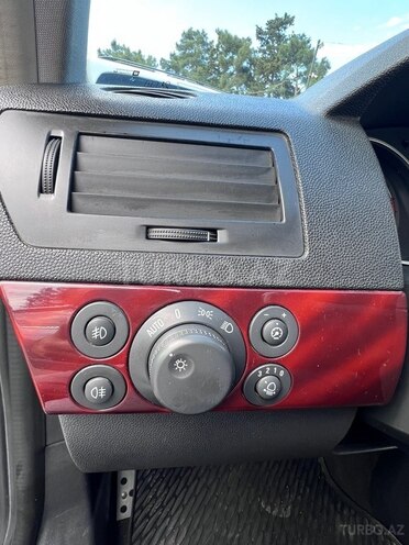 Opel Astra-12