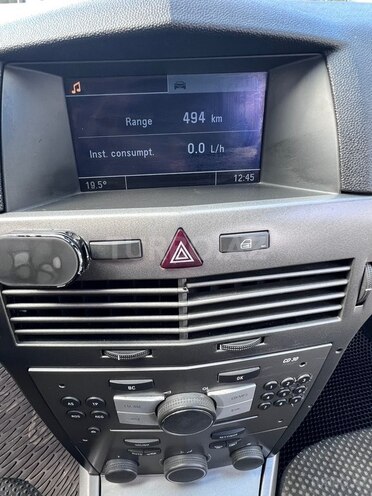 Opel Astra-14
