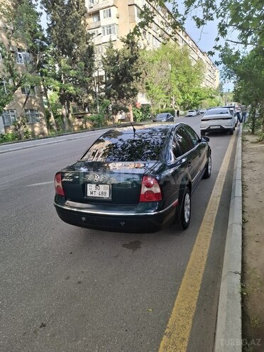 Volkswagen Passat-2
