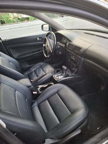 Volkswagen Passat-6