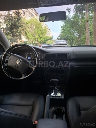 Volkswagen Passat-7