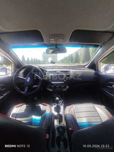 Kia Rio-11