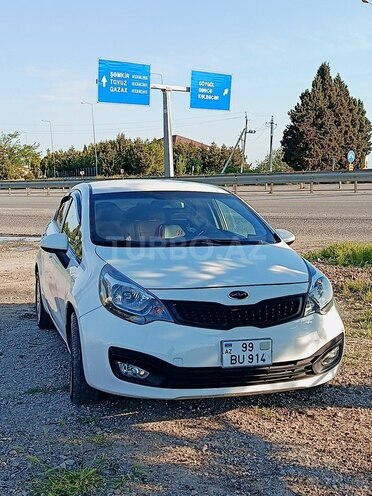 Kia Rio-5