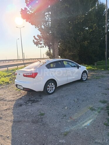 Kia Rio-7