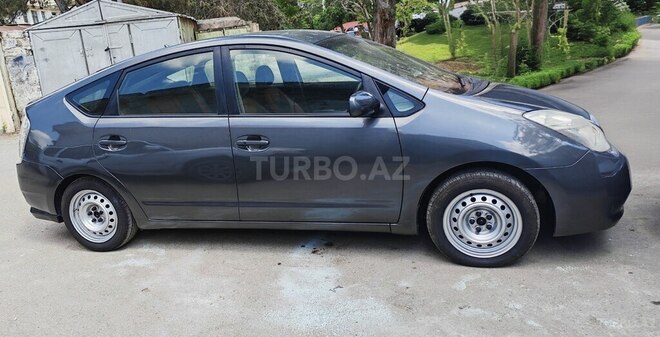 Toyota Prius-9