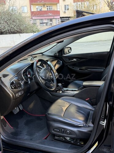 Chevrolet Malibu-8