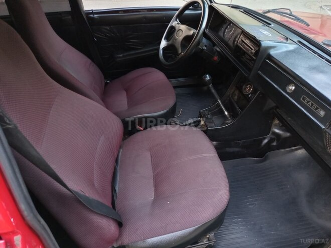 LADA (VAZ) 2107-2